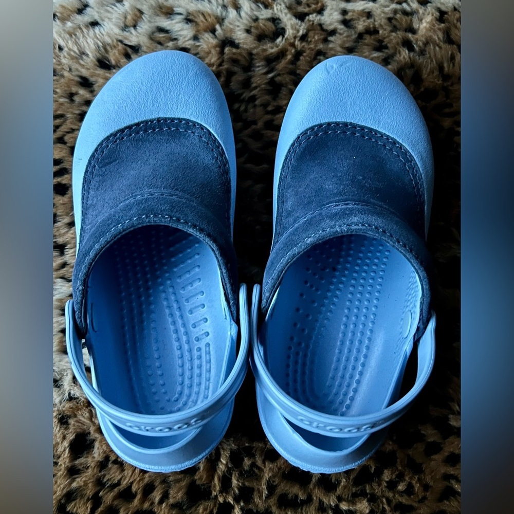 Women’s Blue Mary Jane Crocs – Size 7 - Picture 8 of 10
